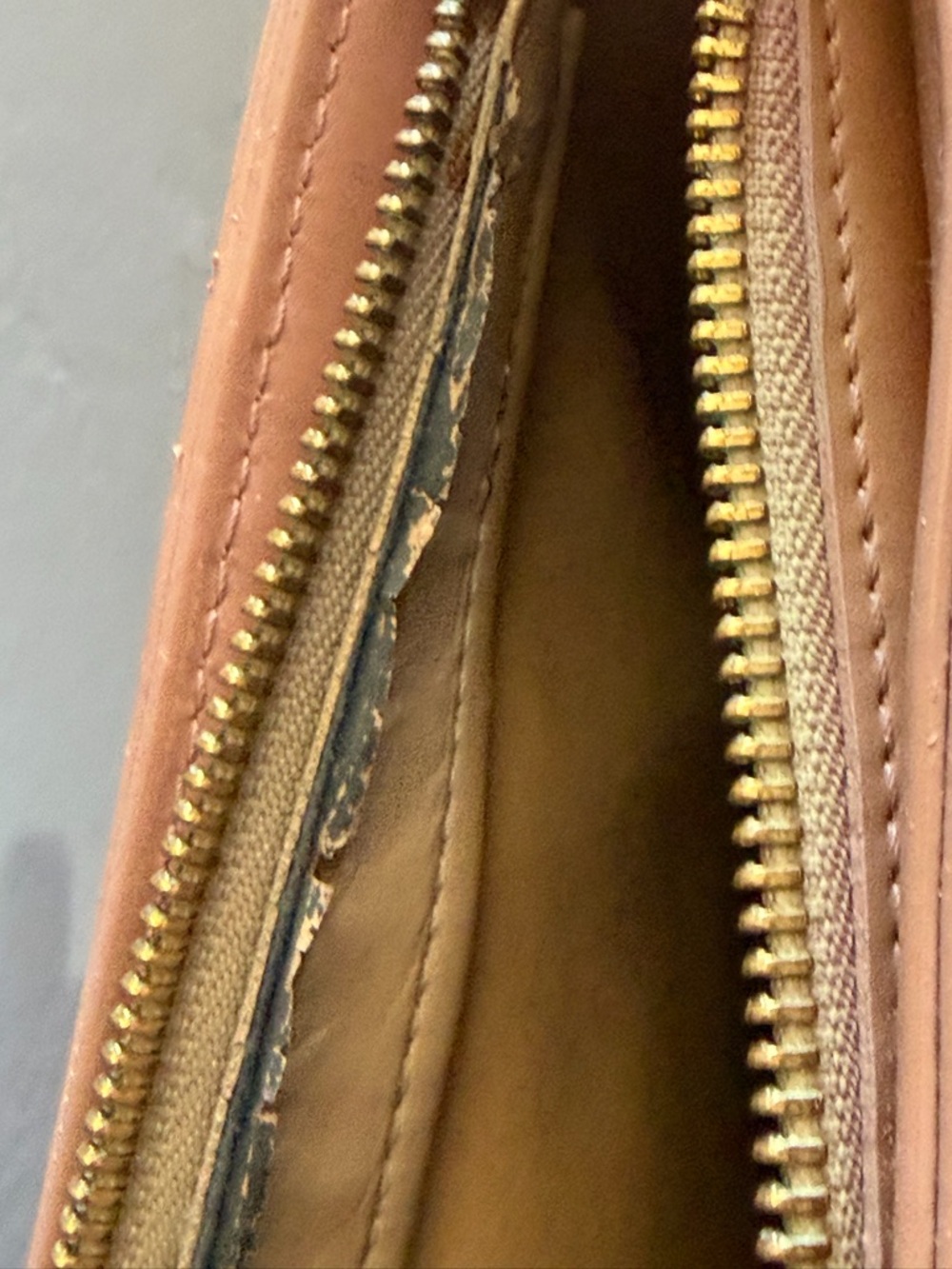 Vintage Louis Vuitton Monogram Vernis Houston Tote - Rose Pink - Picture 15 of 16